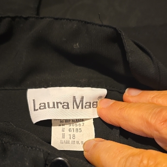 Vintage Laura Mae Black Long Sleeve Mock Collar Blouse 18 - Picture 2 of 6